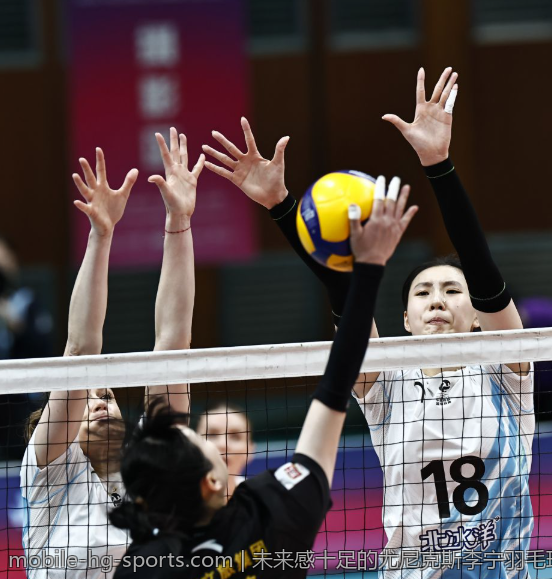 未来感十足的尤尼克斯李宁羽毛球拍2026新品震撼上市